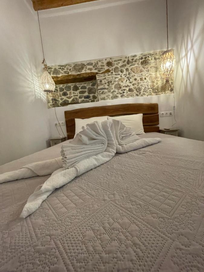 Hotel Burgos Barrio Naxos City Exterior foto